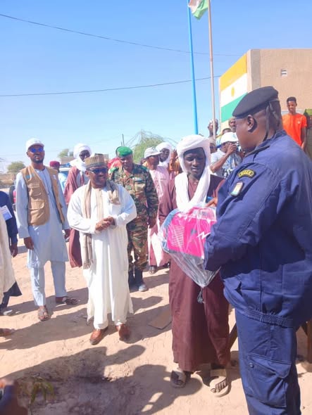 N&rsquo;Guigmi: Des jeunes reçoivent des kits professionnels de VND-NUR